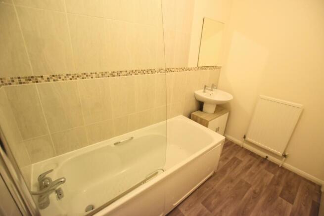 4 Launde bathroom new 2