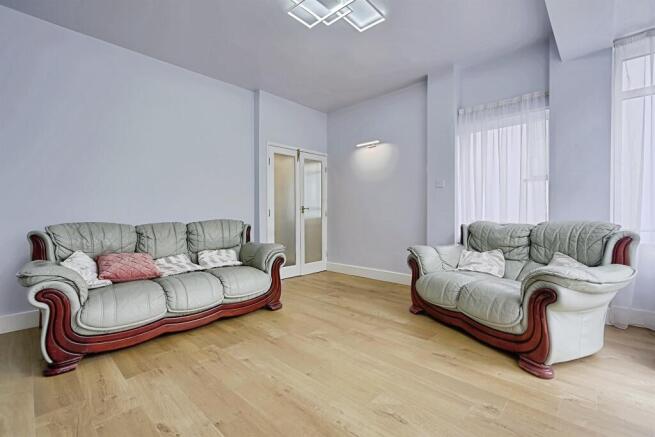 2 bed Semi-Detached for sale Image 7