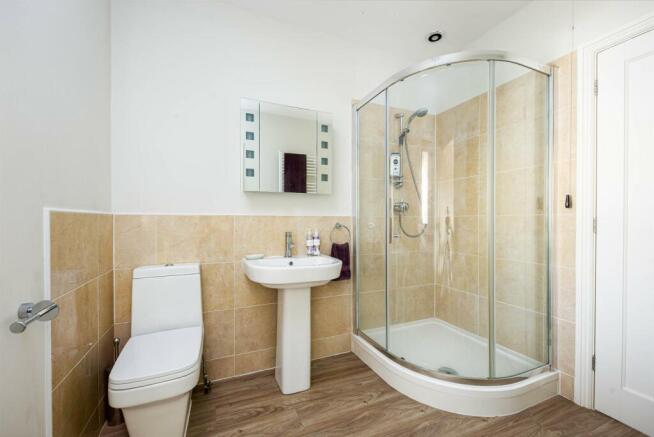 Bedroom2_Ensuite - Copy.jpg