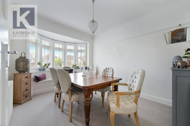 St Claire Drive, KT4 8UE