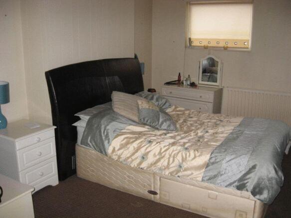 Flat - bedroom