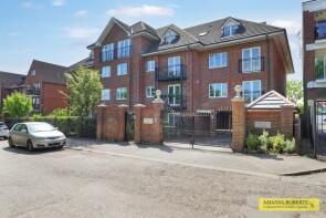 7, 27 Walsingham House, Forest View, London E4 7AX