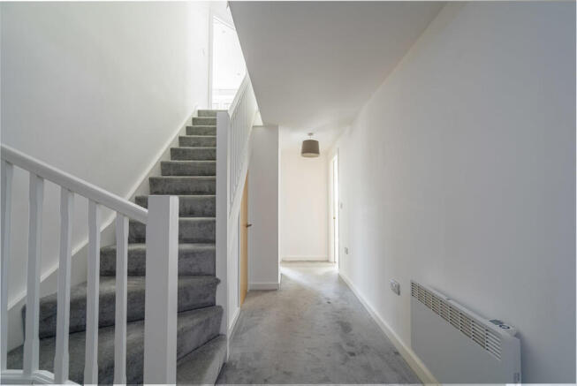 2 bed Apartment for sale Image 6