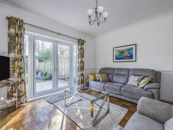 LIVING ROOM 2