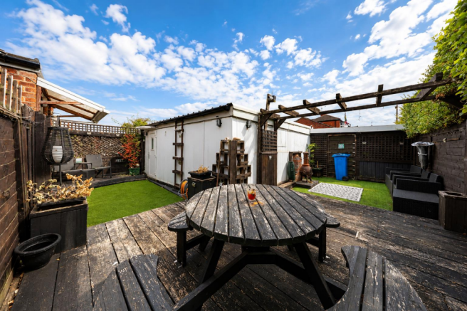 3 bed End of Terrace for sale Image 4