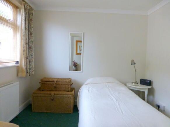 Bedroom 3/Study