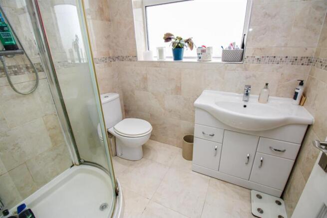 SHOWER ROOM/W.C.