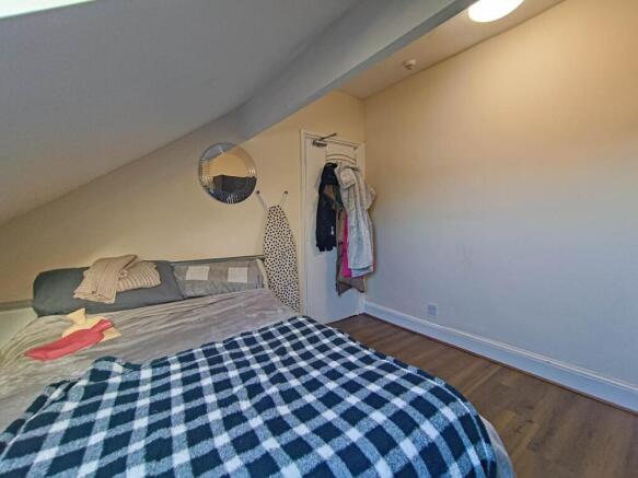 Bedroom (2)