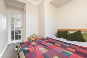5, Riverside Court, Leslie Road, Pixham, Dorking RH4 1PW