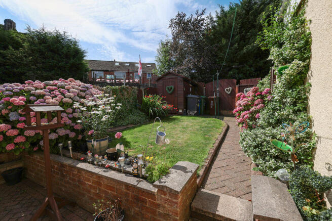 3 bed Terraced for sale Image 12