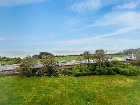 PHOTO-2025-11-03-16-40-13 (5).jpg