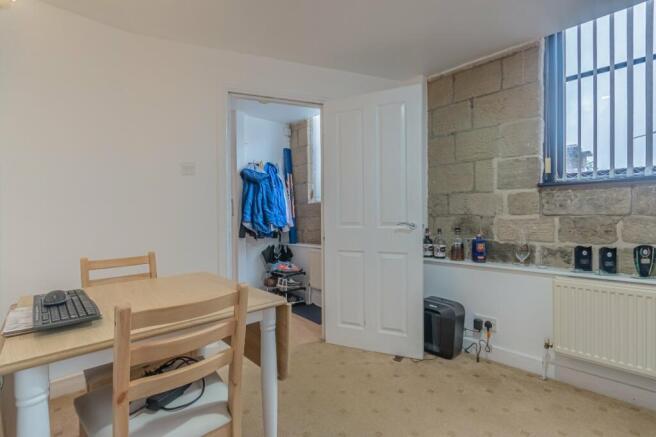 1 bed Flat for sale Image 9