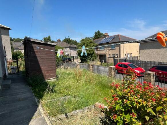 3 bed Semi-Detached for sale Image 9