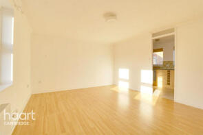 22, Roman Courts, Cambridge CB4 2TS