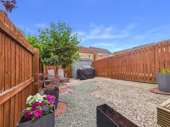 3 bed Town House for sale Image 8