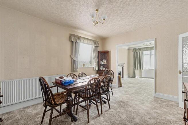 Dining Room_2.jpeg