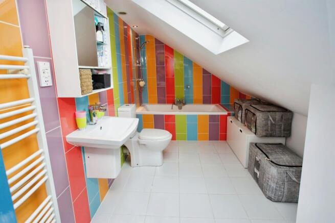 Photo 11