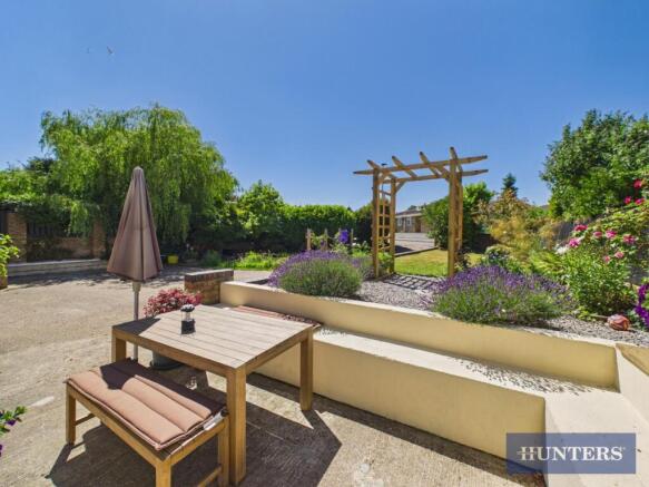 4 bed Detached for sale Image 9