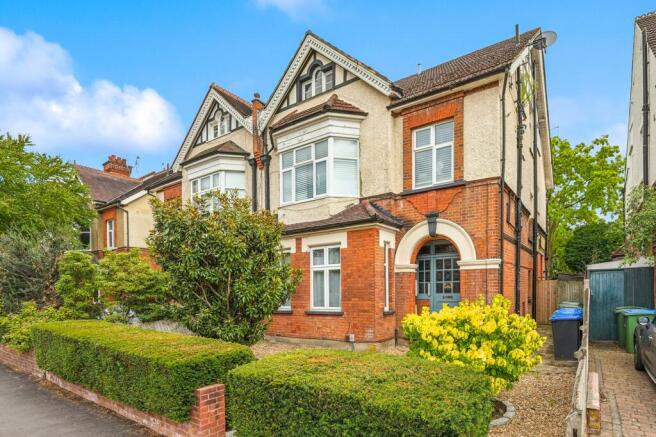 1-bed house on Effingham Road, Long Ditton, KT6, £425,000
