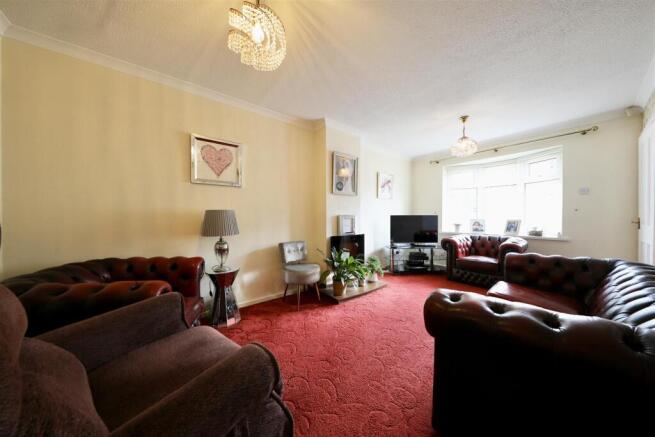 2 bed Semi-Detached Bungalow for sale Image 5