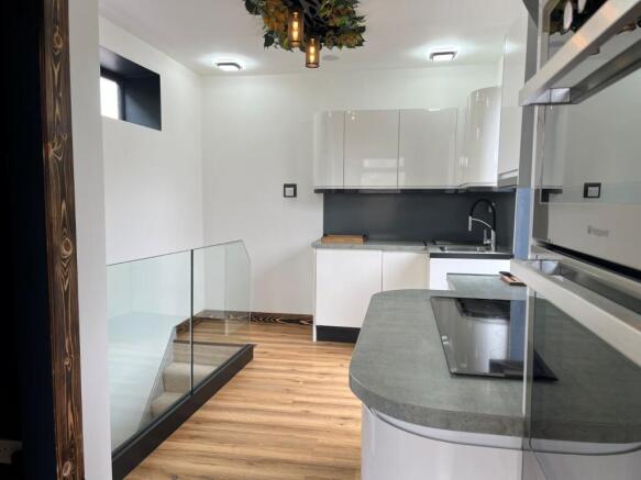 2 bed Detached for sale Image 12
