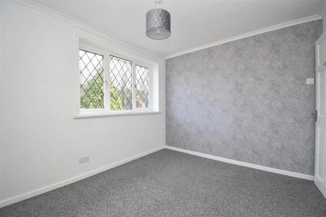 2 bed Town House to rent Image 10