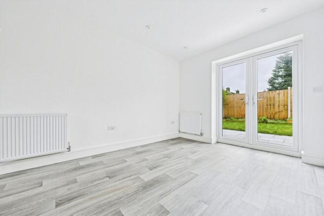 fe6bba42-CAM01085...