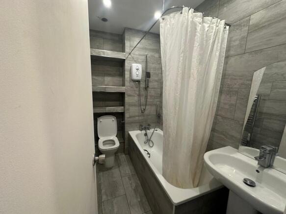 7a32e5f2-deeb-434...