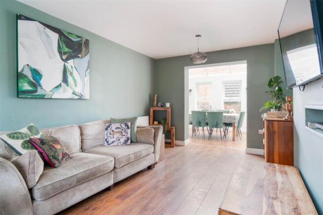 Living Room-3.jpg