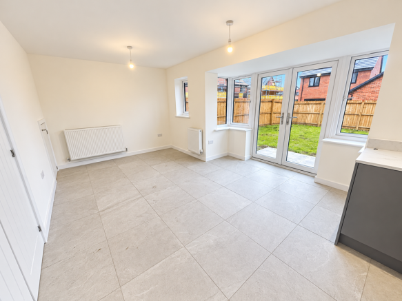 Outbarn Drive, Westhoughton, BL5 2TR photo 4