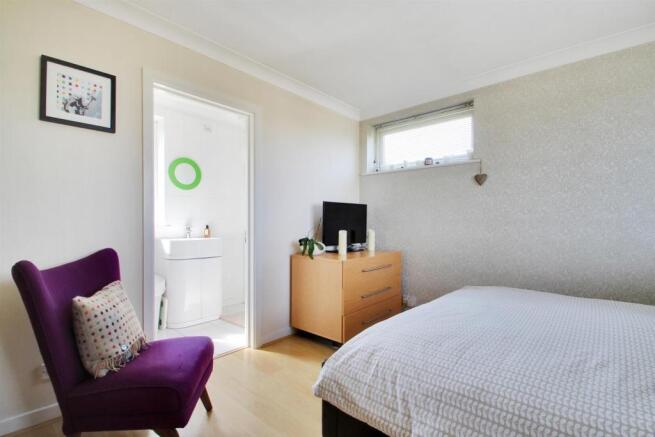 Master Bedroom.jpg