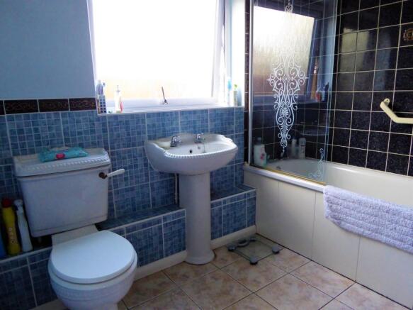 Photo 9