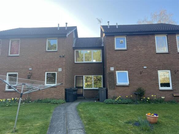 1-bed flat on Quaker Lane, Darlington, £57,500