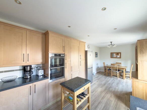 Mansell Copse Walk,Exeter,EX2 5GU photo 4