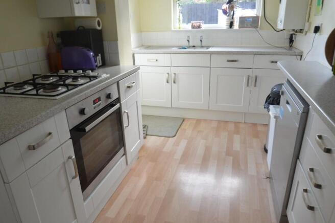 Photo 11