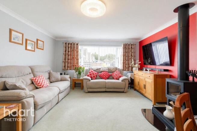 Walnut Close, Thetford photo 4