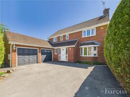 18, Moorhams Avenue, Basingstoke RG22 4YQ