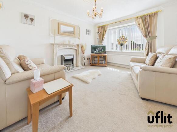 2 bed Detached Bungalow for sale Image 4