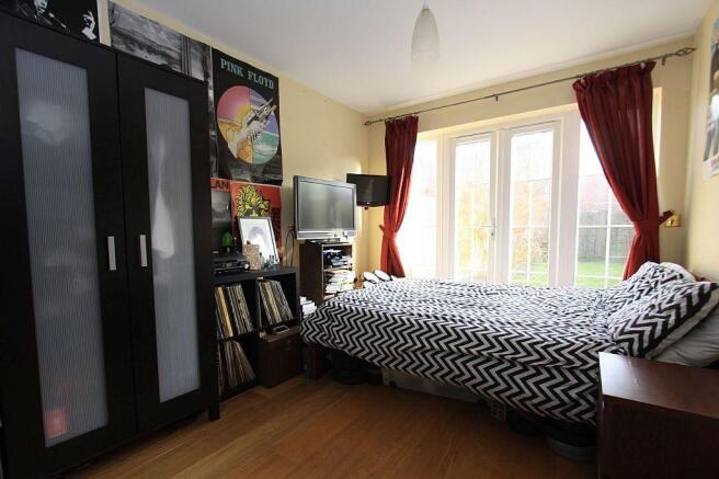Garden Room Or Bed 4