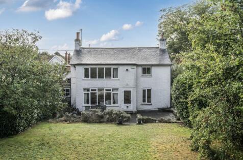 St. Marys Road, Liss, GU33