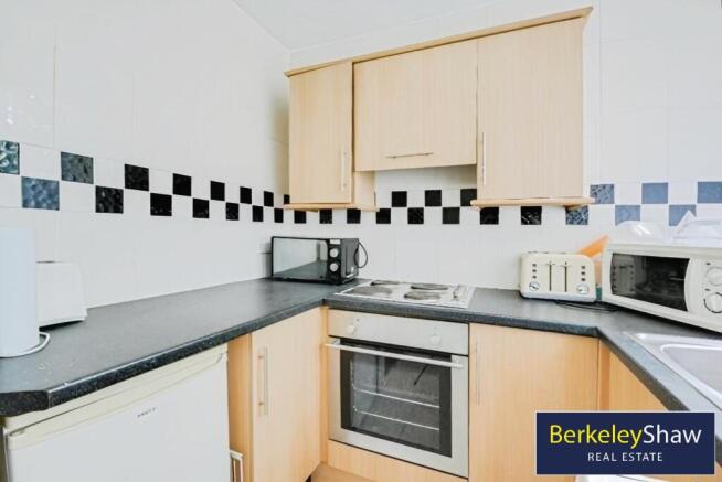 Kitchen (2)