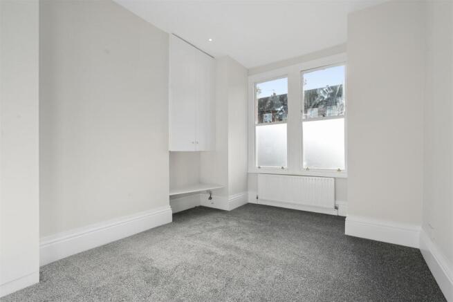 GFF 33 Himley Road SW17 bedroom 2.jpg