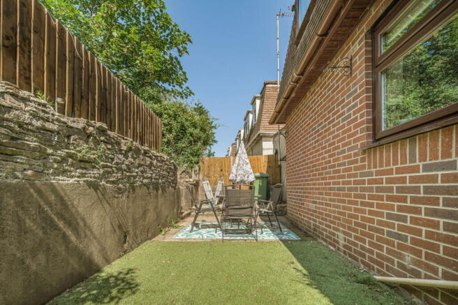 Photo 27