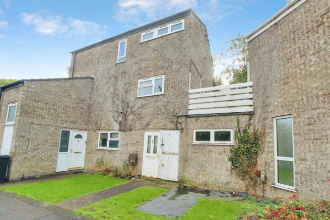1-bed flat on Benland, Bretton, Peterborough, PE3, £70,000