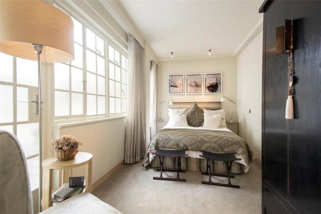 Mayfair: Bedroom