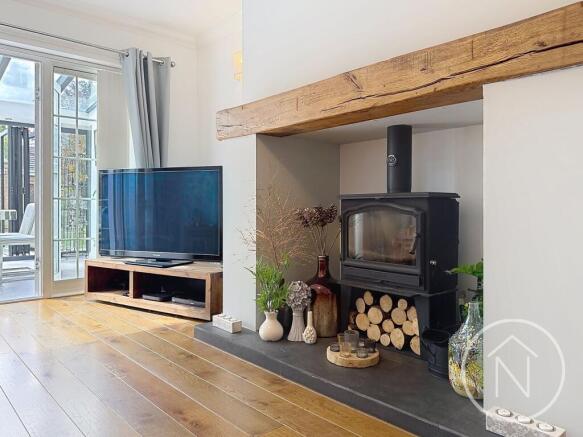 5 bed Detached for sale Image 6