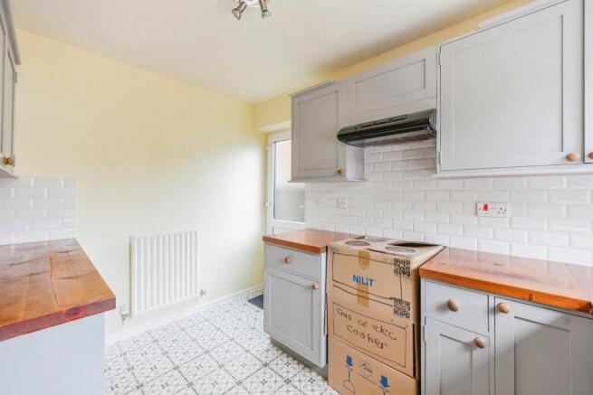 Kitchen: