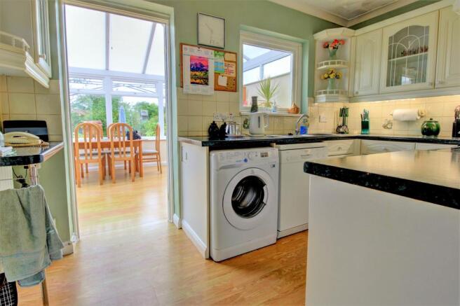KITCHENTOCONSERVATORY
