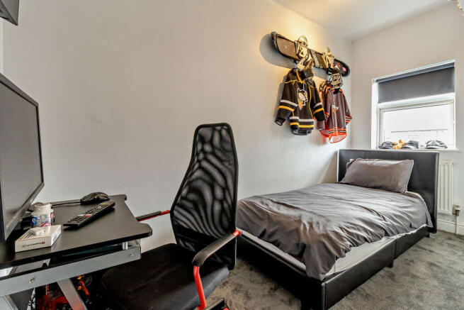 3 bed Terraced for sale Image 12