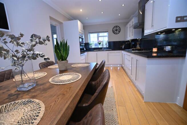 Kitchen Diner